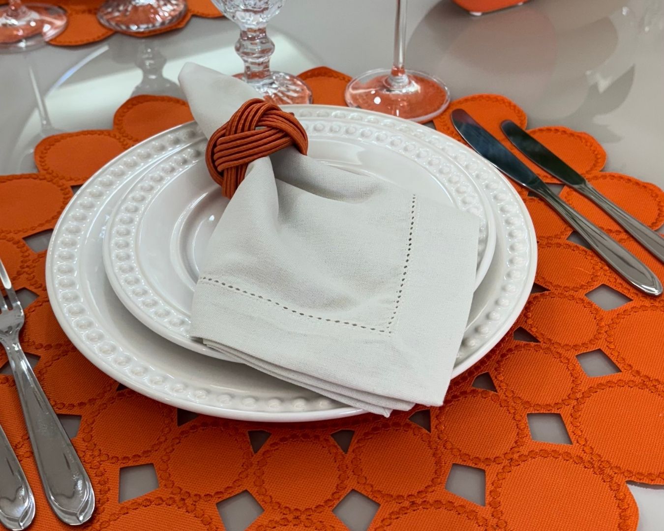 Lugar Americano Esfera - 1 face - laranja com bordado laranja - Imagem 2