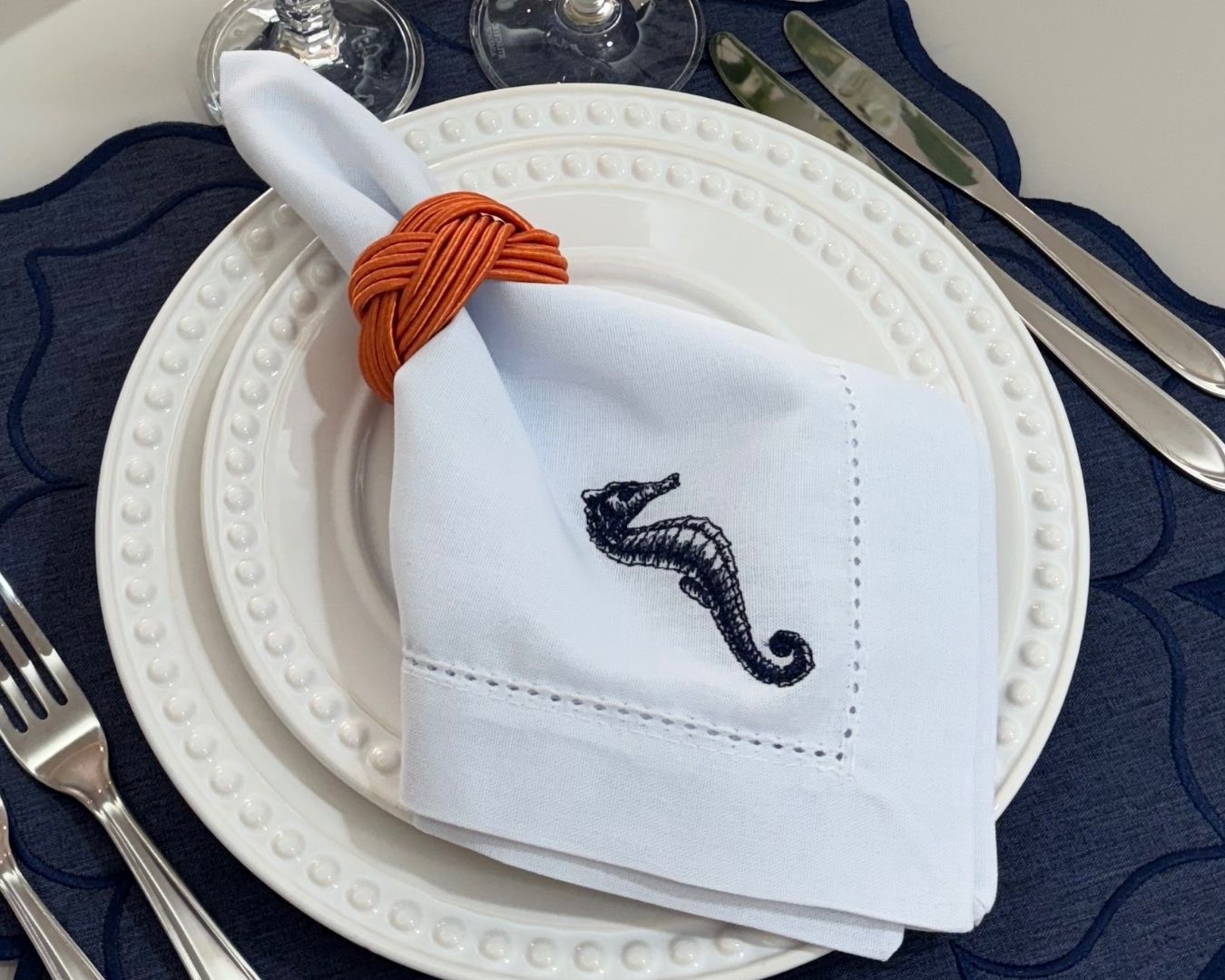 Guardanapo linho misto bordado - branco - fundo do mar - Imagem 4