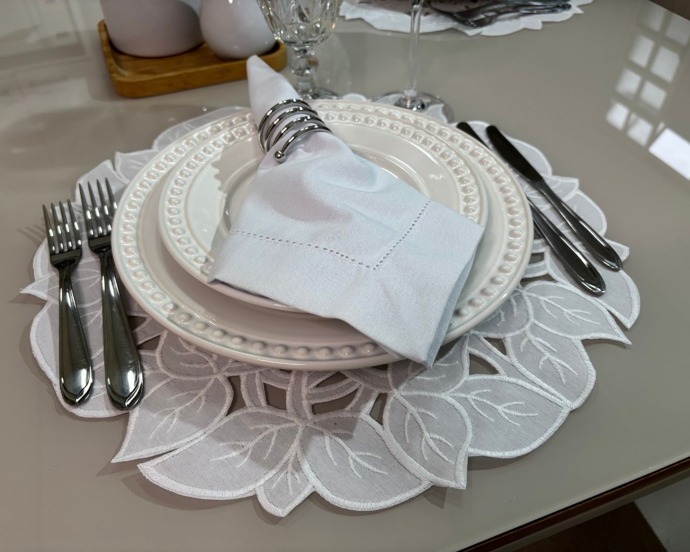 Lugar Americano Rechilieu Folhas   - branco