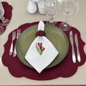 Lugar Americano Pontilhado - 2 faces - bordô / bege escuro com bordado bordô