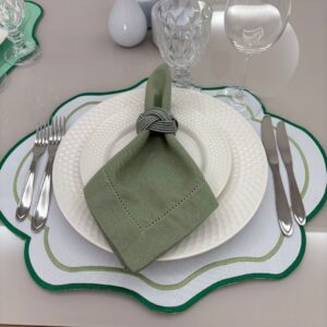 Lugar Americano Cores - 2 faces - branco / verde água com bordado degradê verde