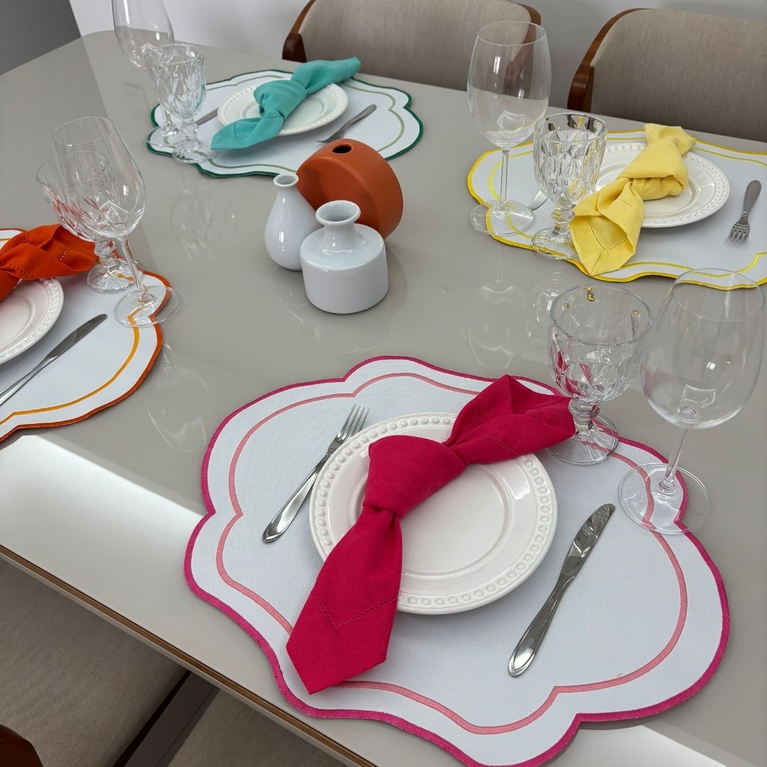 Lugar Americano Cores- 2 faces - branco / rosa pink com bordado degradê rosa pink - Imagem 7