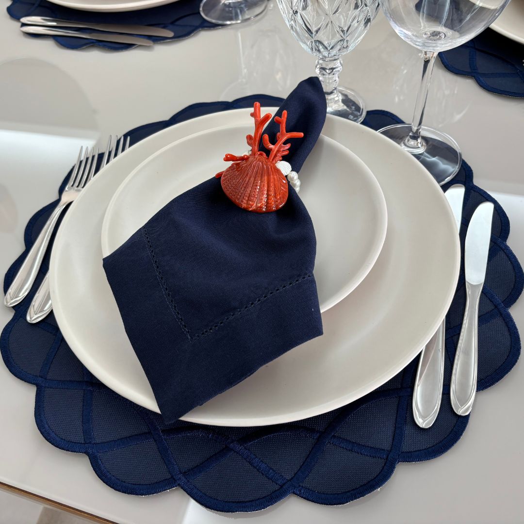 Lugar Americano Elos - 2 faces - azul marinho / creme com bordado azul marinho