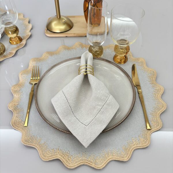 Lugar Americano Chuva de Ouro  Linho - 2 faces - Bege/ branco com dourado